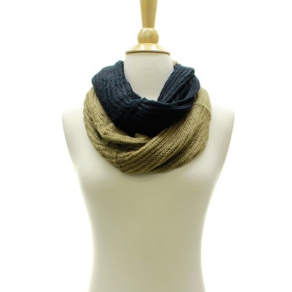 Infinity Scarf - Picture 2 of 4